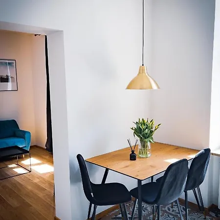 Nalu Black&white No 8 Apartment Katowice