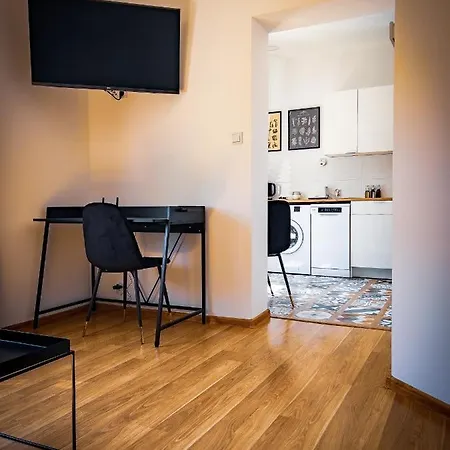 Apartmán Nalu Black&white No 8 *