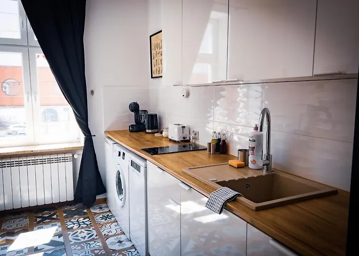 Apartment Nalu Black&white No 8