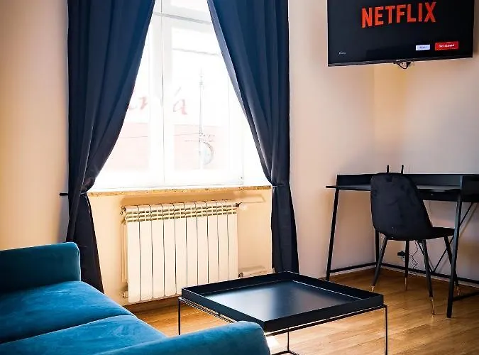 Nalu Black&white No 8 Apartman *